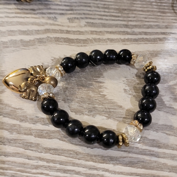 Bracelets - Picture 10 of 16